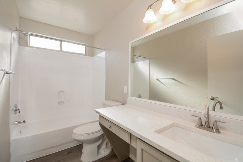 2,245/Mo, 12409 W Corrine Dr El Mirage, AZ 85335 Bathroom View 2