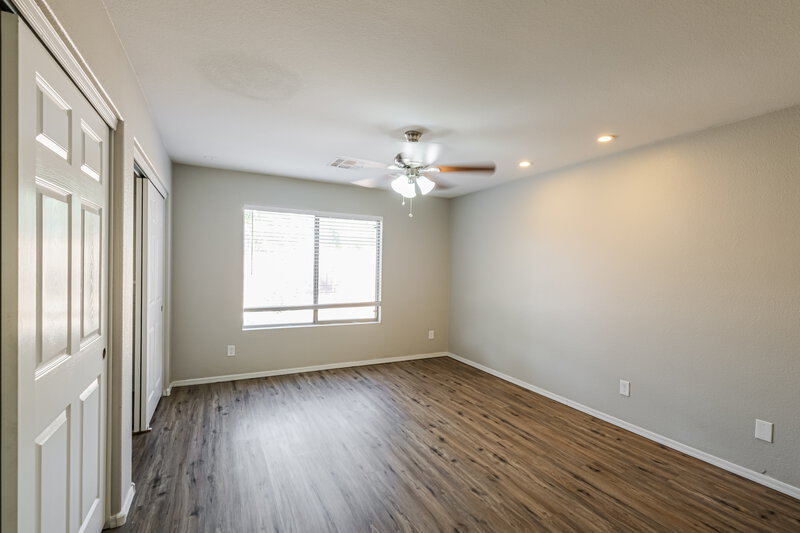 1,955/Mo, 10898 W Alvarado Rd Avondale, AZ 85392 Main Bedroom View