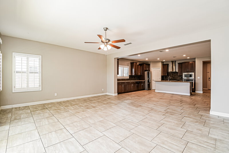 2,630/Mo, 10843 E Thatcher Avenue Mesa, AZ 85212 Living Room View 2