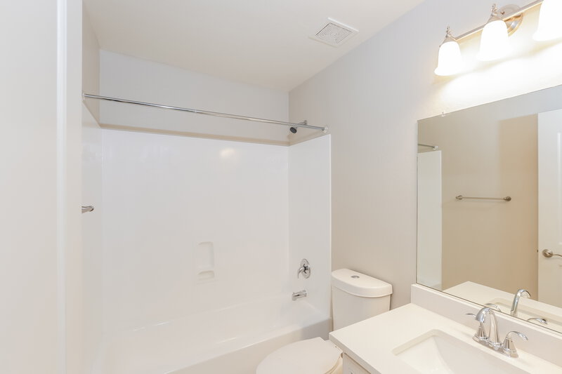 1,990/Mo, 12653 W Surrey Ave El Mirage, AZ 85335 Bathroom View