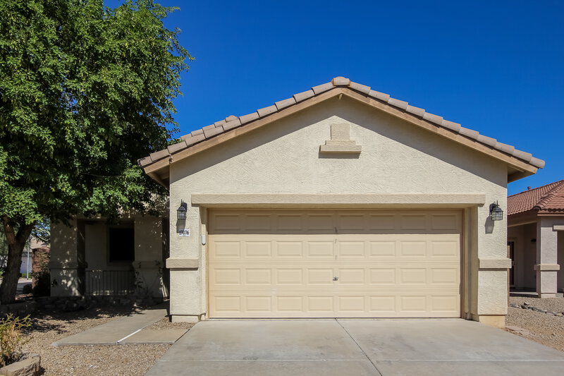 1,960/Mo, 17076 W Halifax Ln Surprise, AZ 85374 External View