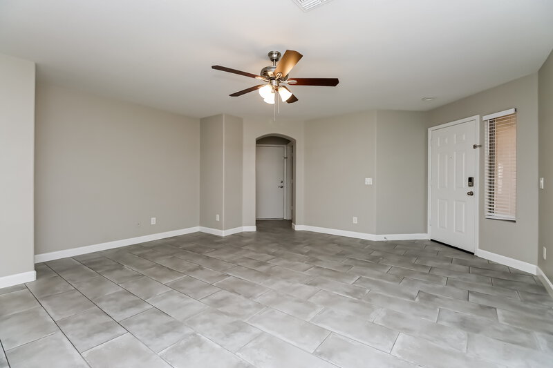 2,055/Mo, 10846 E Dragoon Ave Mesa, AZ 85208 Living Room View 2