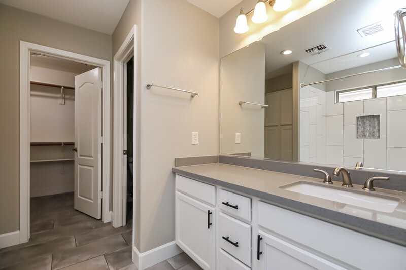 2,055/Mo, 10846 E Dragoon Ave Mesa, AZ 85208 Main Bathroom View