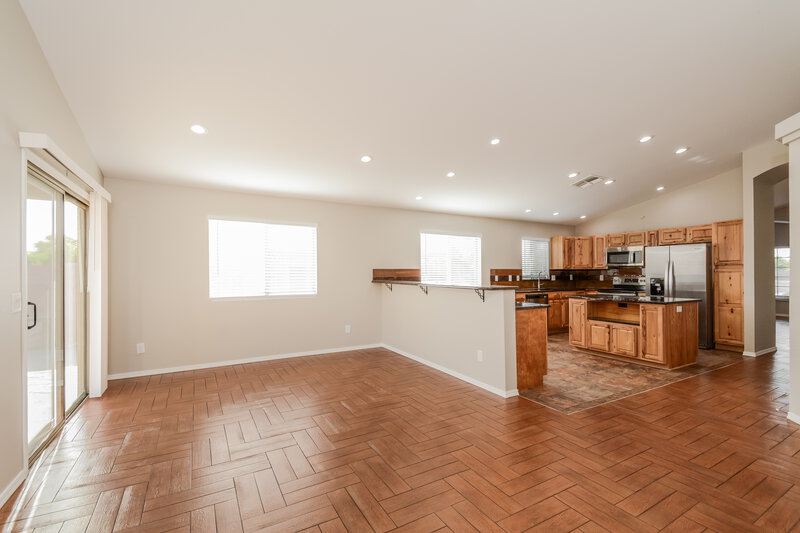 1,805/Mo, 13006 W Mandalay Ln El Mirage, AZ 85335 Living Room View