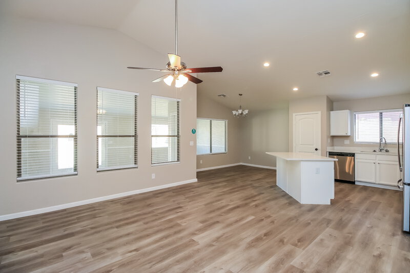 2,515/Mo, 10226 E Capri Ave Mesa, AZ 85208 Dining Room View