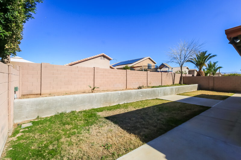 2,515/Mo, 10226 E Capri Ave Mesa, AZ 85208 Rear View