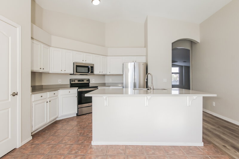 2,535/Mo, 1105 E Blackhawk Dr Phoenix, AZ 85024 Kitchen View