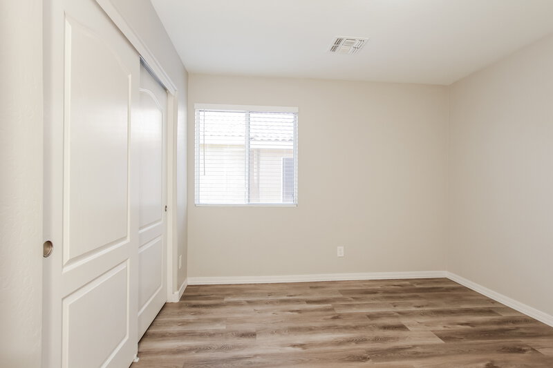 2,535/Mo, 1105 E Blackhawk Dr Phoenix, AZ 85024 Bedroom View 2