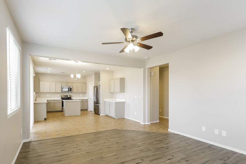 2,300/Mo, 7341 W Darrel Rd Laveen, AZ 85339 Family Room View