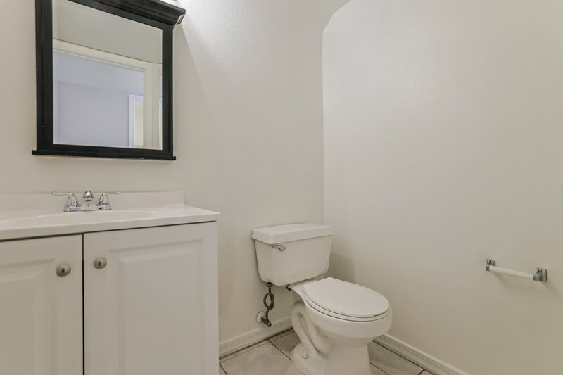 2,650/Mo, 177 W Shamrock St Gilbert, AZ 85233 Bathroom View