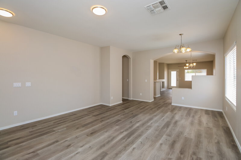 2,480/Mo, 3377 S Tatum Ct Gilbert, AZ 85297 Living Room View 2