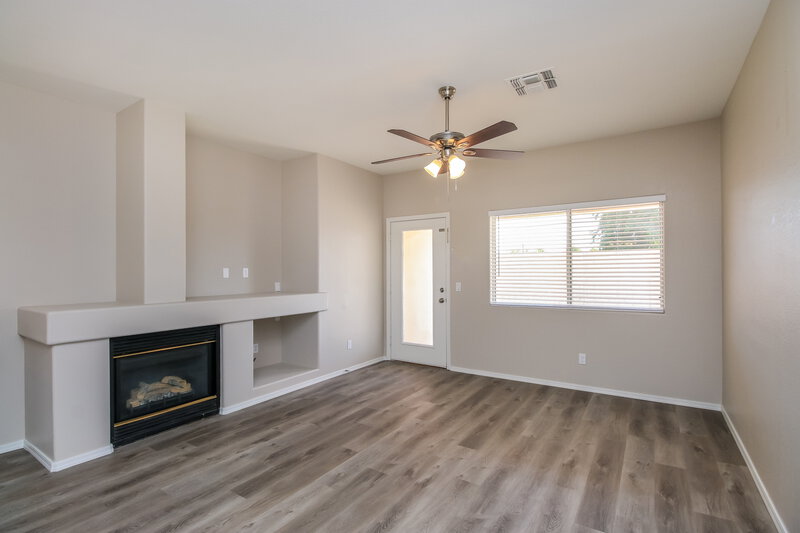 2,480/Mo, 3377 S Tatum Ct Gilbert, AZ 85297 Family Room View