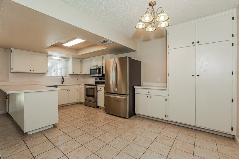 2,460/Mo, 2915 E Dolphin Ave Mesa, AZ 85204 Dining Room View