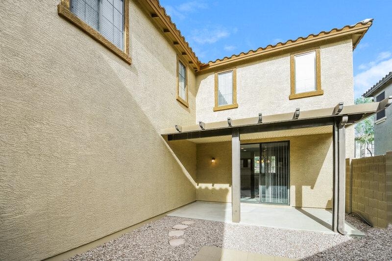 2,200/Mo, 2447 W Jake Haven Phoenix, AZ 85085 Rear View