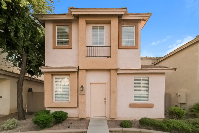2,025/Mo, 5157 W. Warner Phoenix, AZ 85043 External View