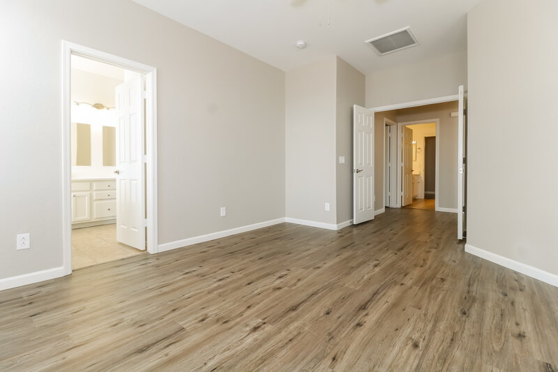 2,615/Mo, 7715 S 68th Dr Laveen, AZ 85339 Main Bedroom View