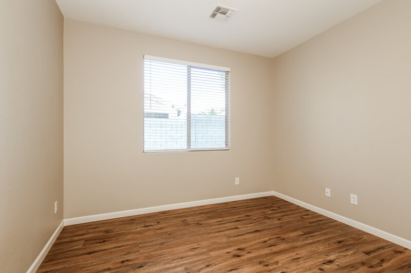 2,230/Mo, 14338 W Crocus Dr Surprise, AZ 85379 Bedroom View