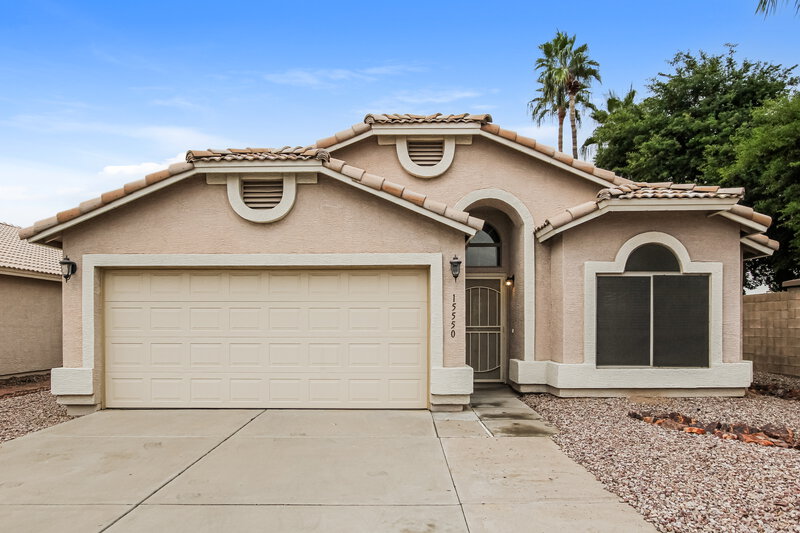 1,945/Mo, 15550 N Naegel Dr Surprise, AZ 85374 External View