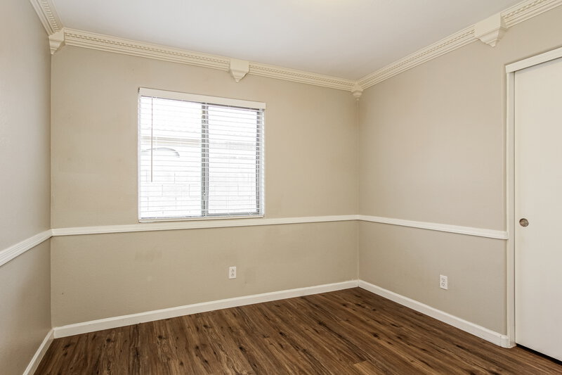 1,945/Mo, 15550 N Naegel Dr Surprise, AZ 85374 Bedroom View