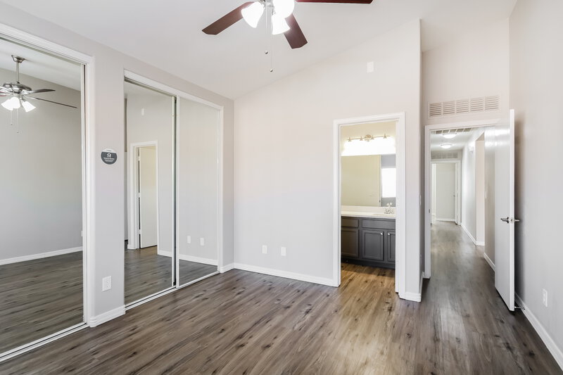 1,855/Mo, 12732 W Larkspur Rd El Mirage, AZ 85335 Main Bedroom View