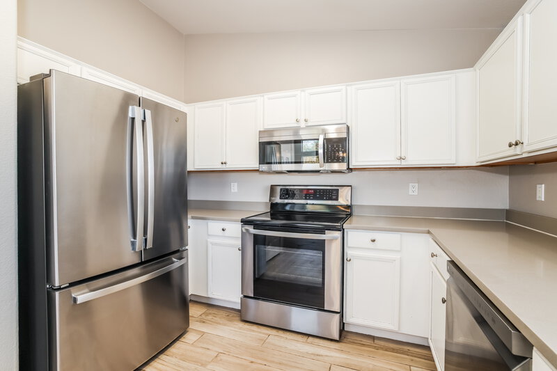 2,275/Mo, 3430 N Saffron Mesa, AZ 85215 Kitchen View 3