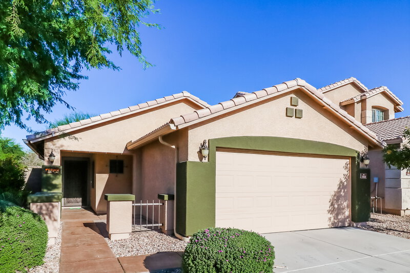 2,015/Mo, 1858 S 216Th Ln Buckeye, AZ 85326 Front View