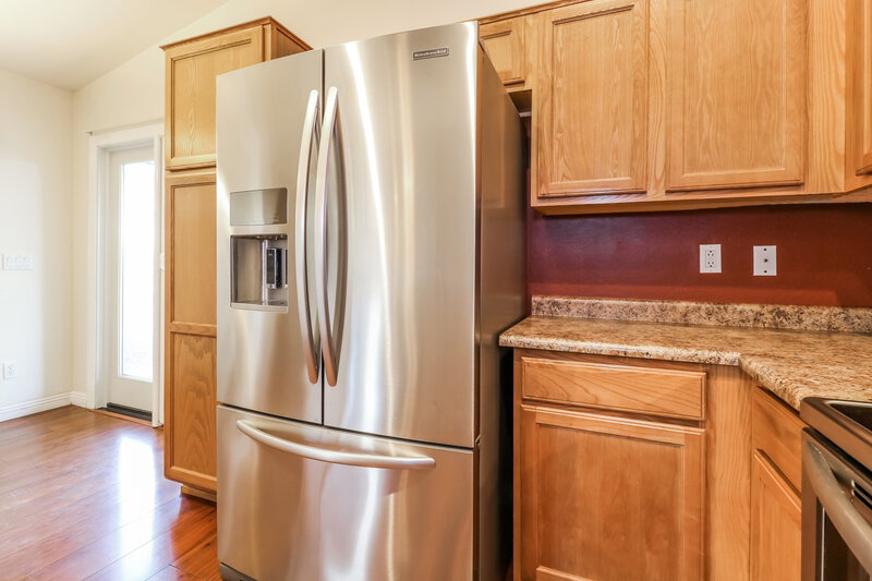 2,015/Mo, 1858 S 216Th Ln Buckeye, AZ 85326 Kitchen View 2