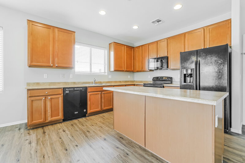 1,990/Mo, 38241 W Padilla St Maricopa, AZ 85138 Kitchen View