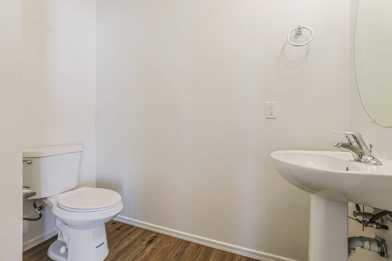 1,990/Mo, 38241 W Padilla St Maricopa, AZ 85138 Bathroom View 2