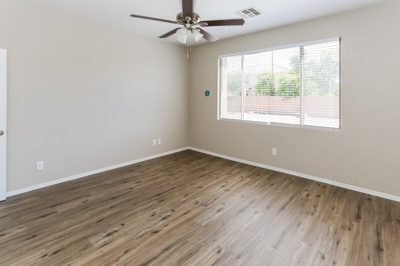 2,000/Mo, 10309 W Pioneer St Tolleson, AZ 85353 Main Bedroom View