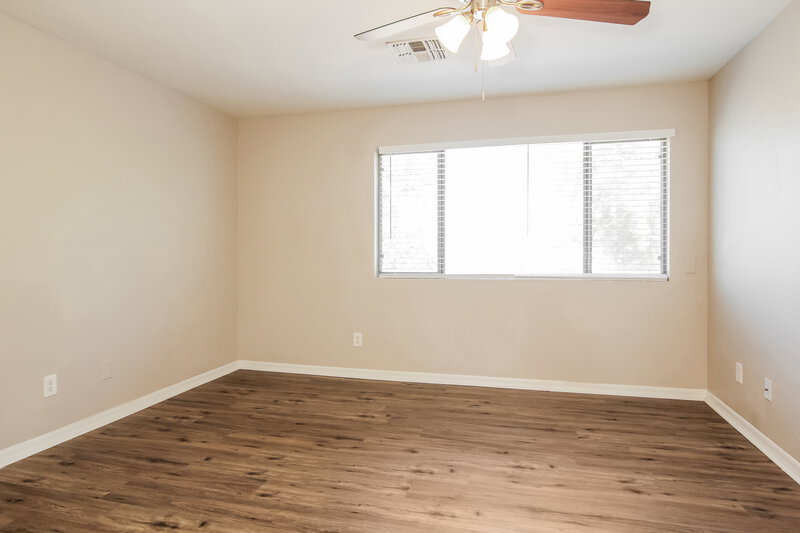 2,385/Mo, 3536 W Paseo Way Laveen, AZ 85339 Main Bedroom View