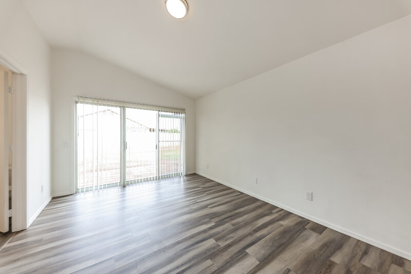2,390/Mo, 252 W Wahalla Ln Phoenix, AZ 85027 Main Bedroom View 2