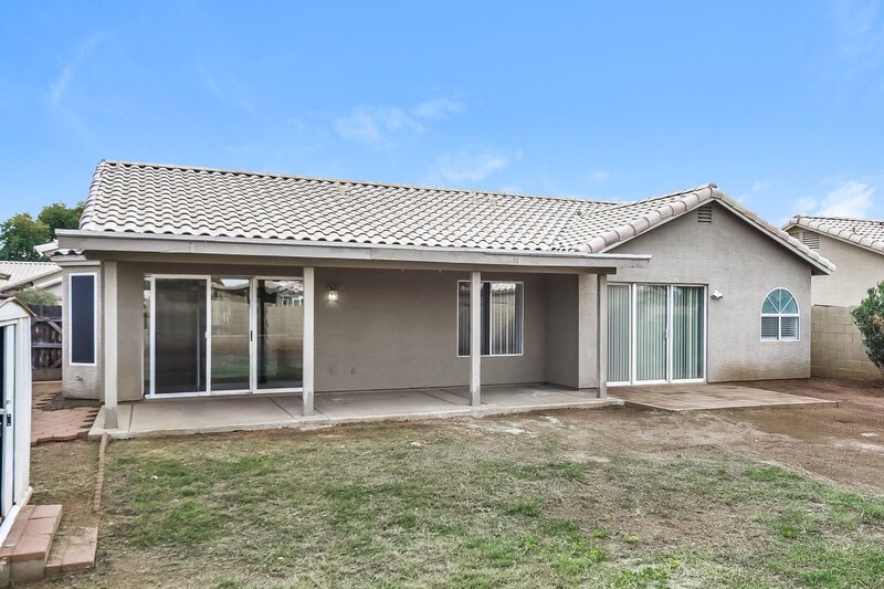 2,390/Mo, 252 W Wahalla Ln Phoenix, AZ 85027 Rear View