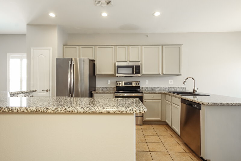 2,210/Mo, 11934 W Jefferson Street Avondale, AZ 85323 Kitchen View