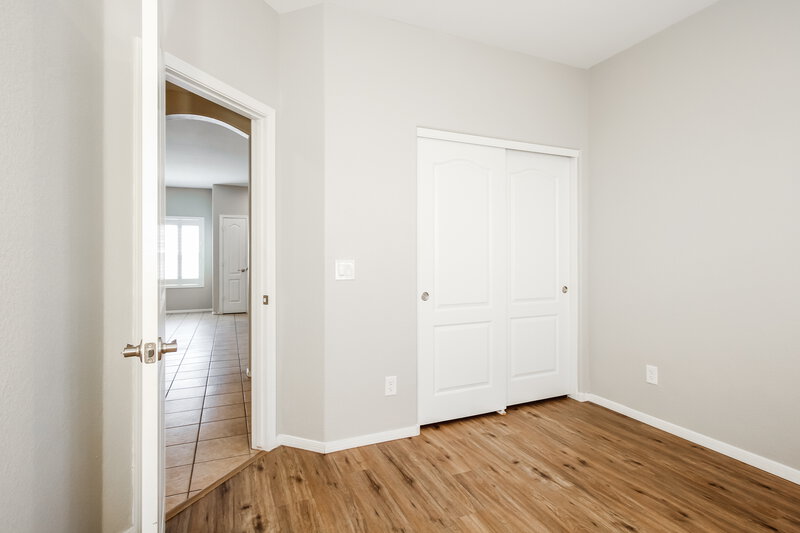 2,210/Mo, 11934 W Jefferson Street Avondale, AZ 85323 Bedroom View 4