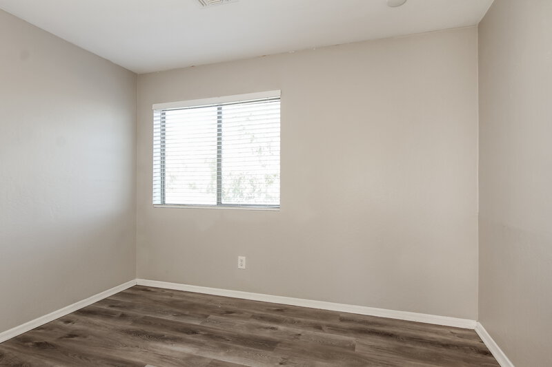 1,935/Mo, 13833 W Keim Dr Litchfield Park, AZ 85340 Bedroom View 2