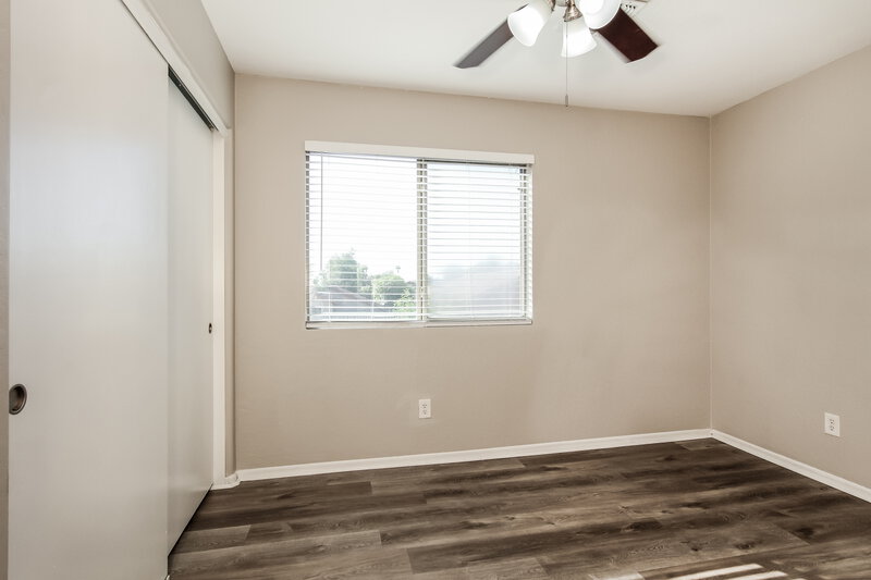 1,935/Mo, 13833 W Keim Dr Litchfield Park, AZ 85340 Bedroom View 3