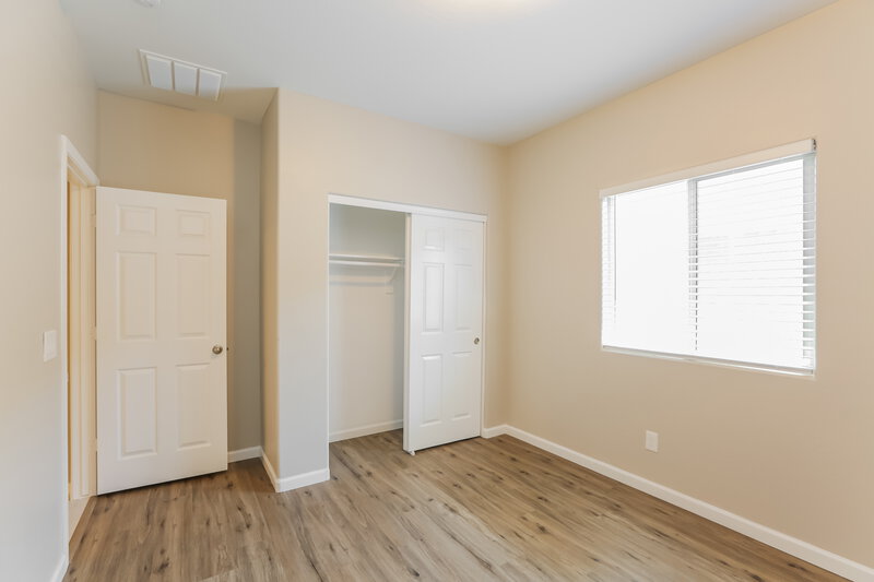 2,255/Mo, 8828 S 41st Dr Laveen, AZ 85339 Bedroom View 2