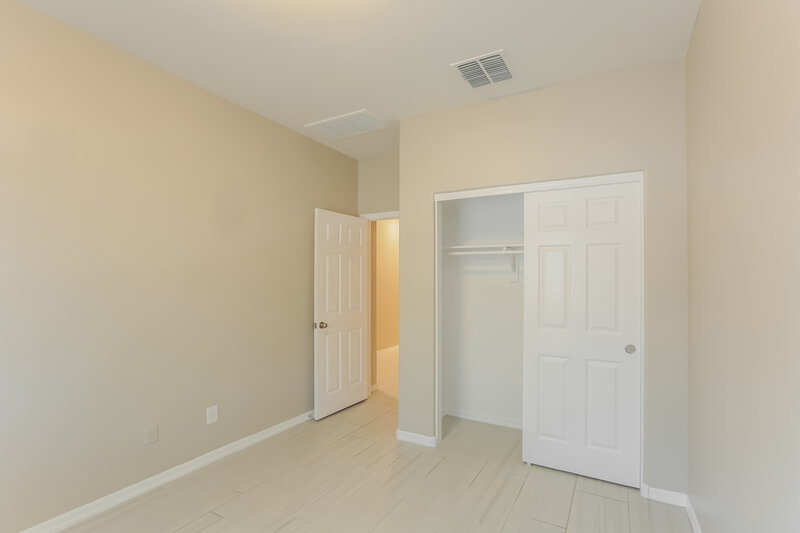 2,255/Mo, 8828 S 41st Dr Laveen, AZ 85339 Bedroom View 3