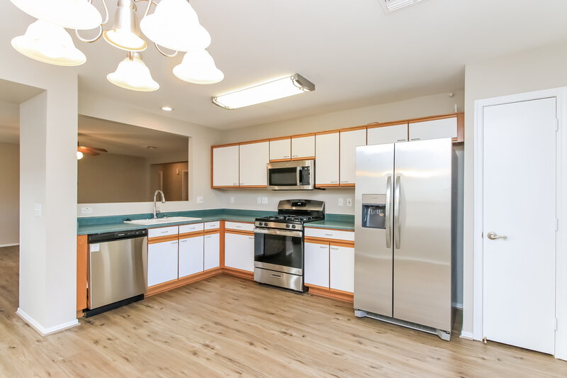 2,350/Mo, 11218 E Quarry Ave Mesa, AZ 85212 Kitchen View