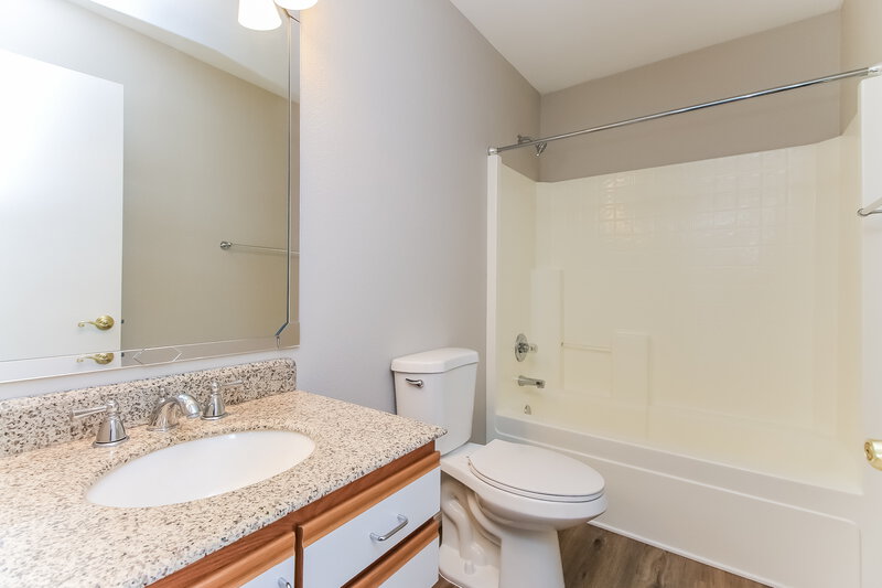 2,350/Mo, 11218 E Quarry Ave Mesa, AZ 85212 Bathroom View