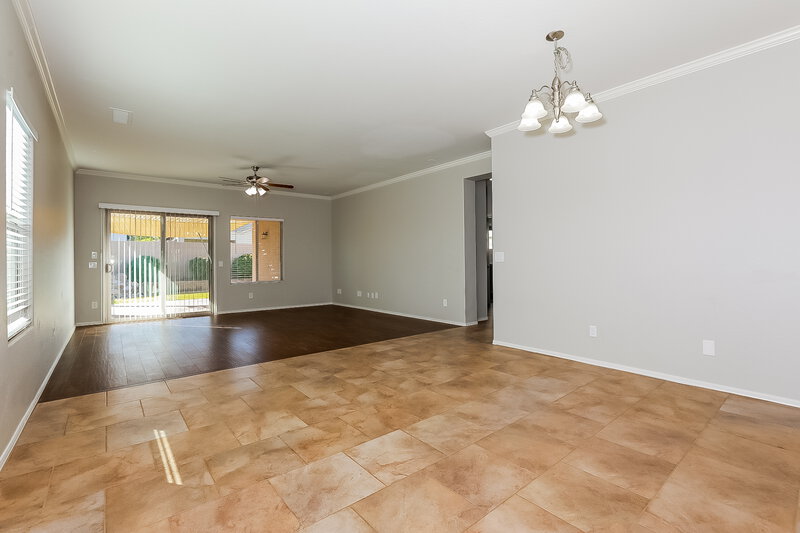 1,950/Mo, 425 E Goldmine Ct San Tan Valley, AZ 85140 Dining Room View