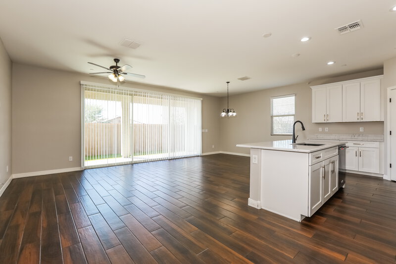 2,465/Mo, 1266 N Banning Mesa, AZ 85205 Living Room View