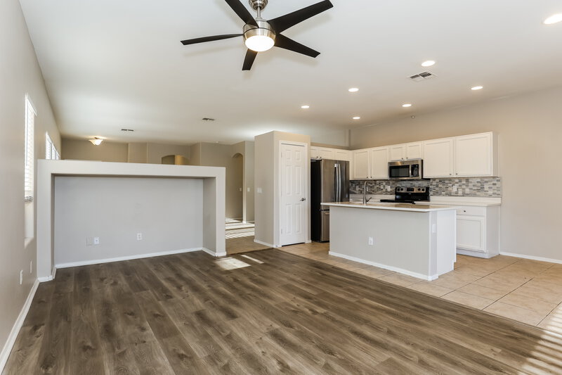 1,875/Mo, 45129 W Desert Cedars Ln Maricopa, AZ 85139 Family Room View 2