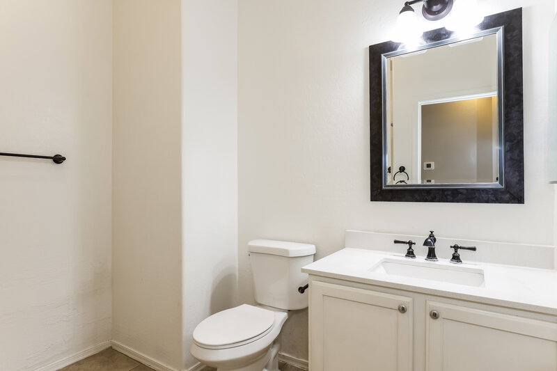 1,875/Mo, 45129 W Desert Cedars Ln Maricopa, AZ 85139 Bathroom View