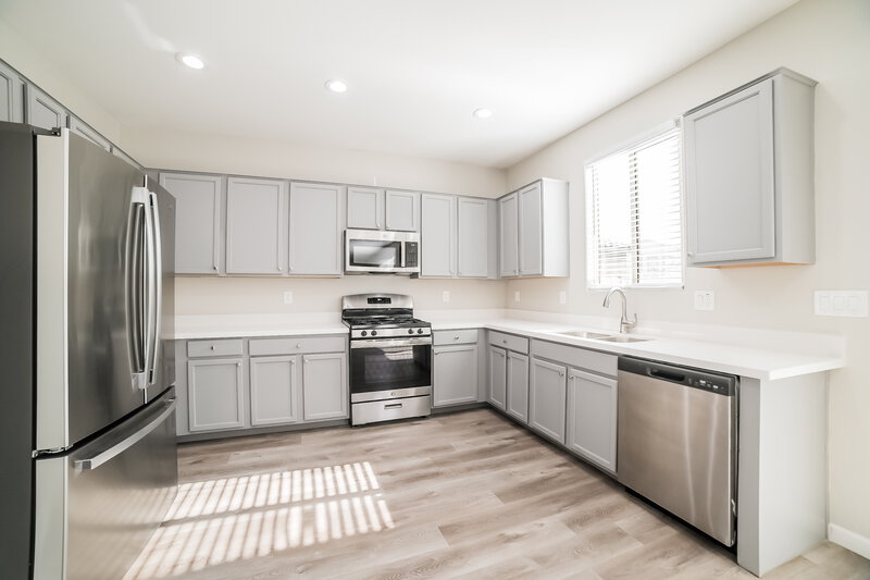 2,195/Mo, 7203 W Illini St Phoenix, AZ 85043 Misc View 2