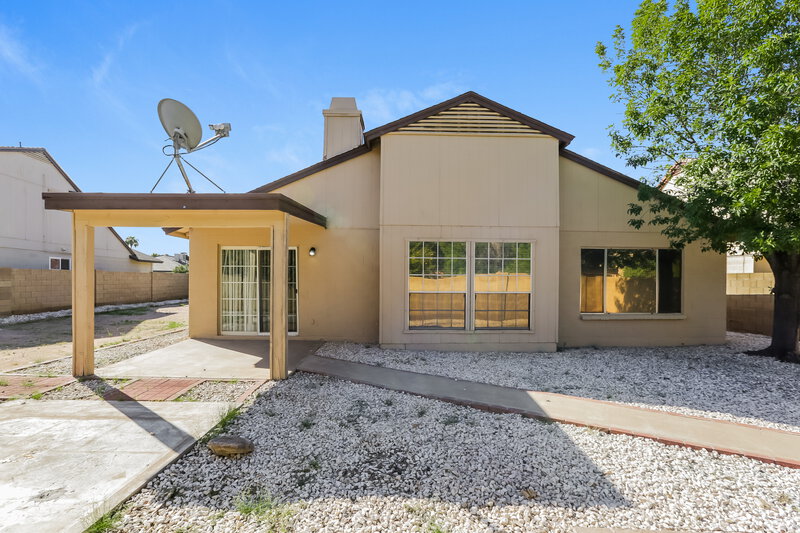 2,620/Mo, 2732 W Gila Lane Chandler, AZ 85224 Rear View