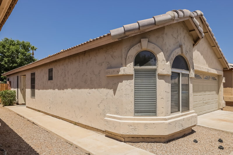 2,405/Mo, 19238 N 31st St Phoenix, AZ 85050 Front View