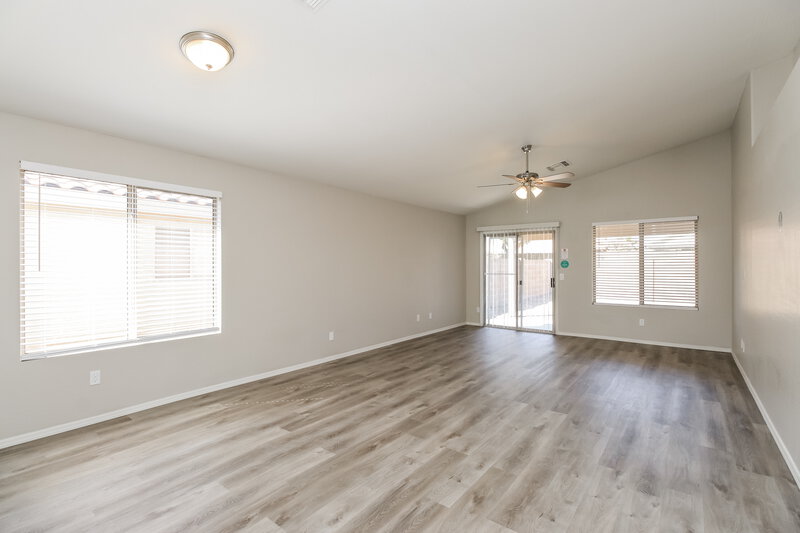 2,020/Mo, 10944 E Delta Ave Mesa, AZ 85208 Living Room View