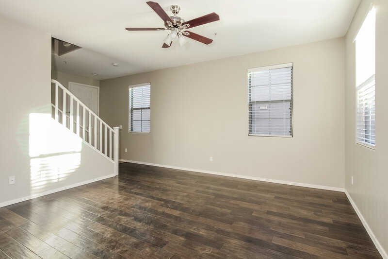 1,980/Mo, 1444 N 80th Dr Phoenix, AZ 85043 Misc View